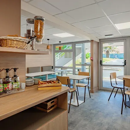 Hotel Premiere Classe Lyon Ouest -