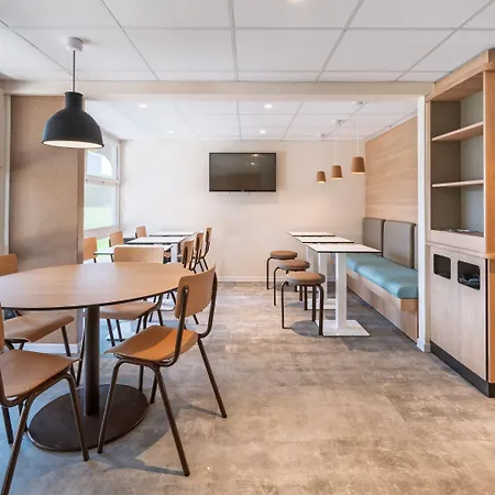 Hotel Premiere Classe Lyon Ouest - Tassin-la-Demi-Lune