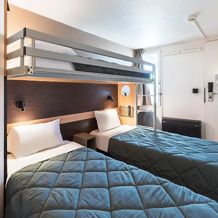 Hotel Premiere Classe Lyon Ouest - *