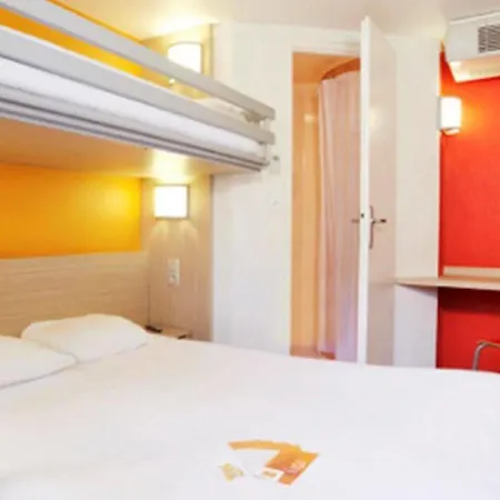 Premiere Classe Lyon Ouest - *